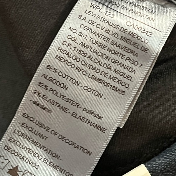 Levis Totally Shaping Pull On Bootcut  Dark Blue Jeans Comfort Stretch 18S NWT - Picture 13 of 13